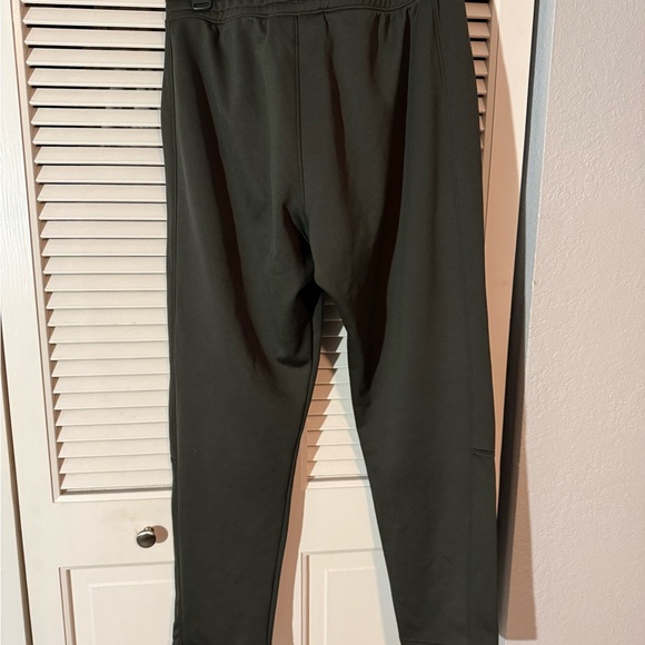 Under Armour Olive Hoodie and Joggers Set - Picture 6 of 7